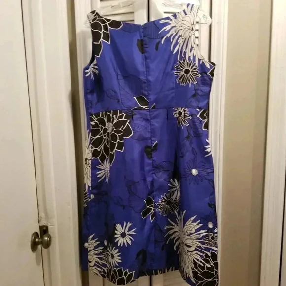 Sheri Martin Blue Empire Waist Sleeveless Shift Flowered Dress Sz 14 - Picture 4 of 5